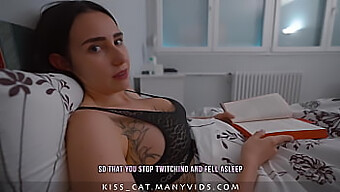 Amatérska Mama Dostane Drsný Handjob A Creampie Prekvapenie