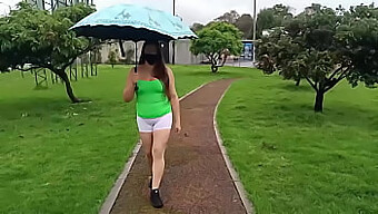 Assista A Essa Beleza Colombiana Mostrar Seus Atributos Naturais Neste Vídeo De Compilação