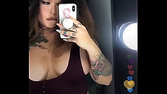 Sânii Mari Sare Și Face Twerk Într-Un Show Live Pe Instagram, De Jennifer Aboul