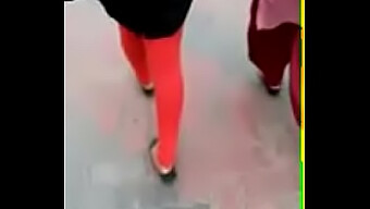 Indian College Girl Masturbates On The Street