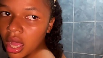 Ebony Hunk Boort Me Hartstochtelijk En Ejaculeert In Me