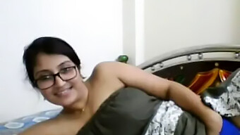 18-Year-Old Julie Bhabhi Masturbates To Orgasm