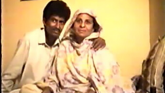 El Video Casero Clásico De Una Pareja Pakistaní De Su Colección Retro