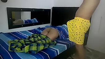 Aksi Pantat Besar Dan Tenggorokan Dalam Video Porno Brazil Ini