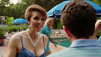 L'Attrice Di Celebrità Maggie Gyllenhaal In Lingerie Viene Scopata Davanti Alla Telecamera