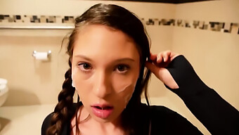 Teen (18+) Gets A Facial In High Definition