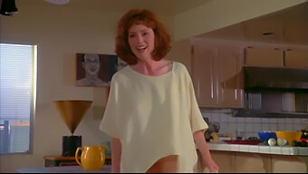 Belleza Sin Pantalones De 60fps: El Mejor Rendimiento De Julianne Moore