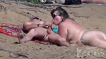 Nena Nudista Amateur Da Una Mamada En La Playa