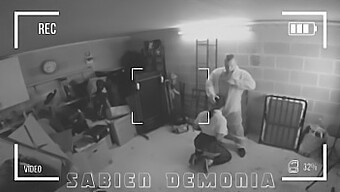 Le Fétichisme Des Pieds De Sabien Demonia Mène À Une Sodomie Dans Une Vidéo De Vidéosurveillance